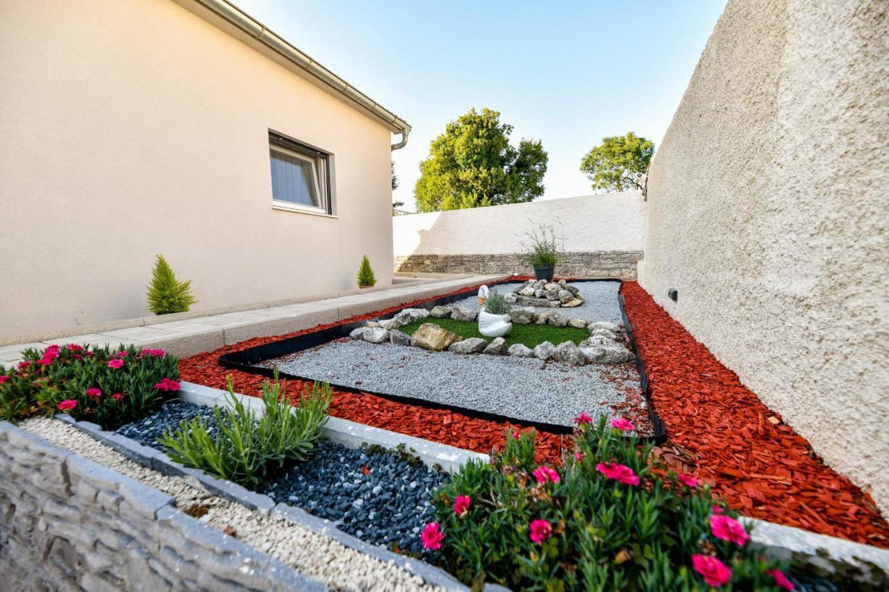 Luxurious Villa Natali Pridraga Exteriör bild