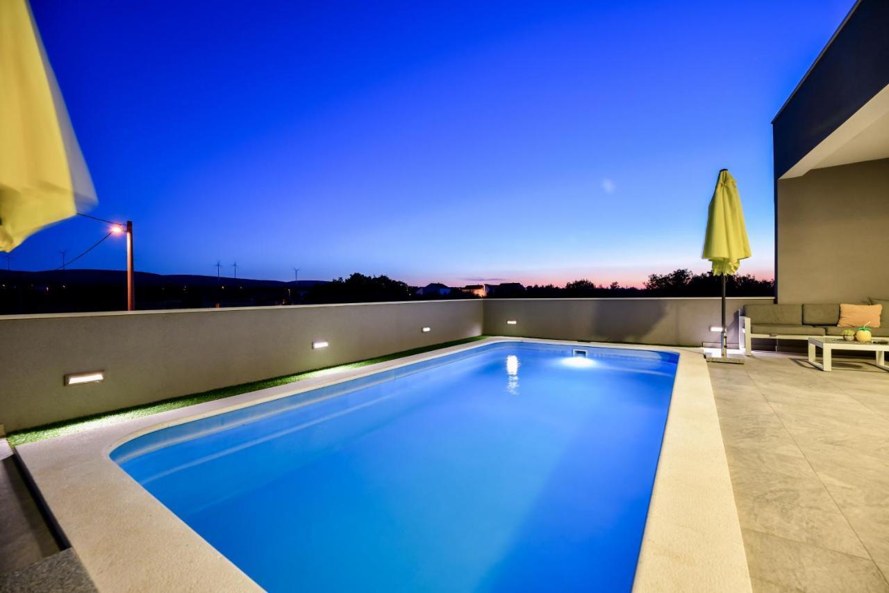 Luxurious Villa Natali Pridraga Exteriör bild