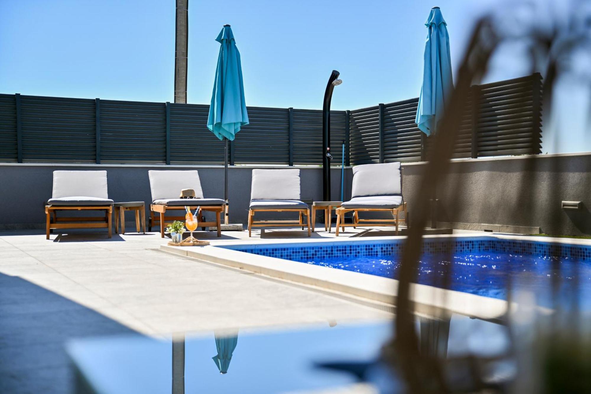 Luxurious Villa Natali Pridraga Exteriör bild